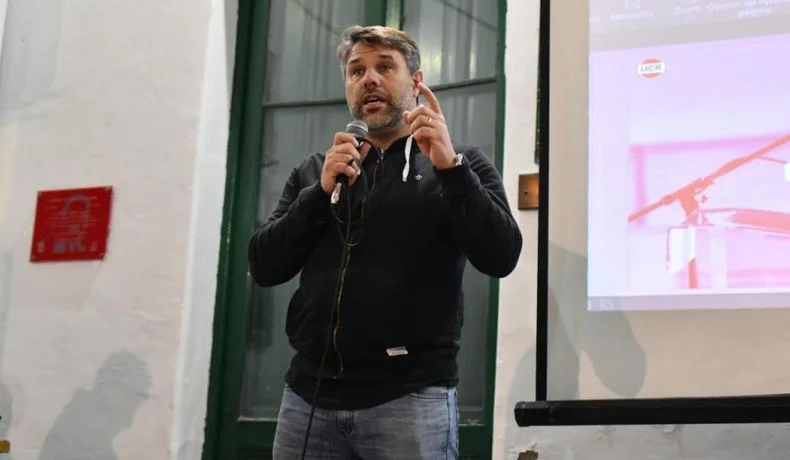 Magdalena: sigue la polémica con el intendente Lisandro Hourcade por la entrega de lotes "a dedo"