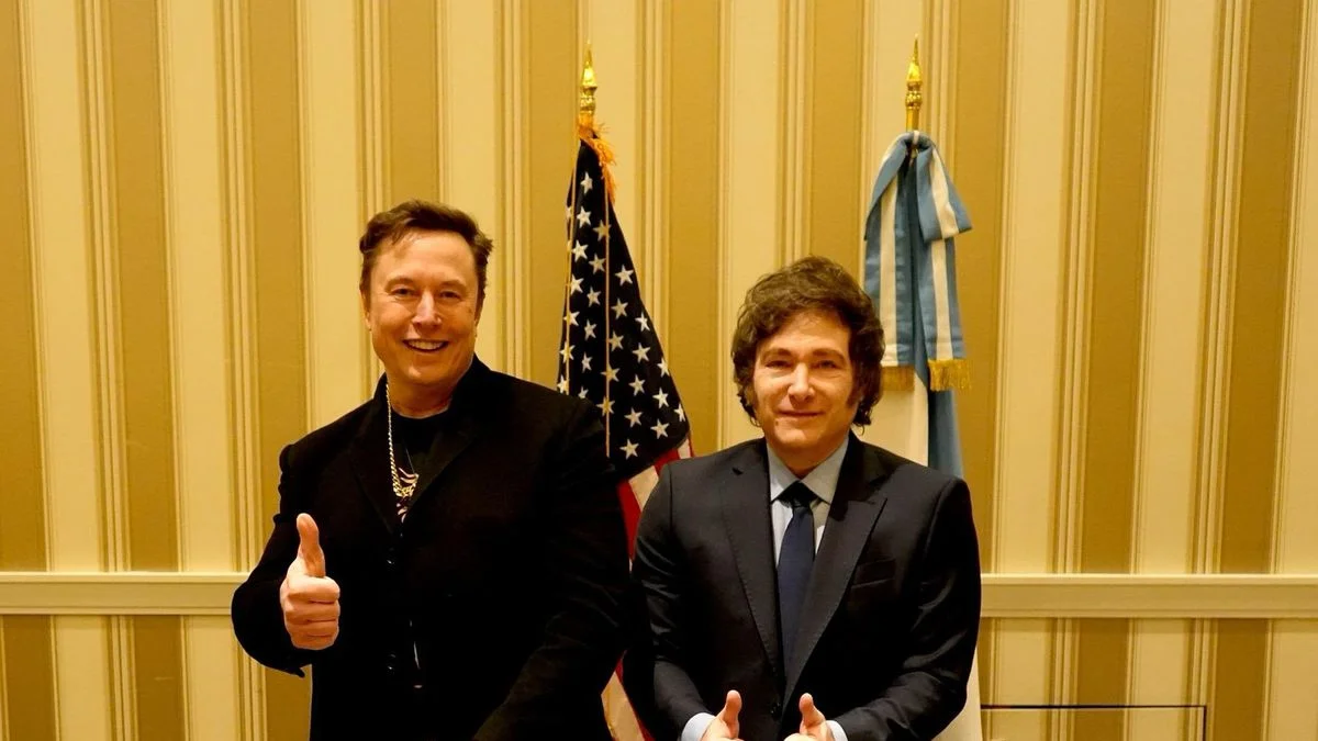 Elon Musk suspendió la nueva cuenta de Javier Milei en X y después se la devolvió