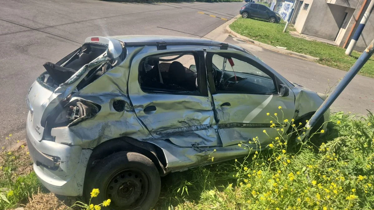Pelea, fuerte choque e intento de fuga en La Plata