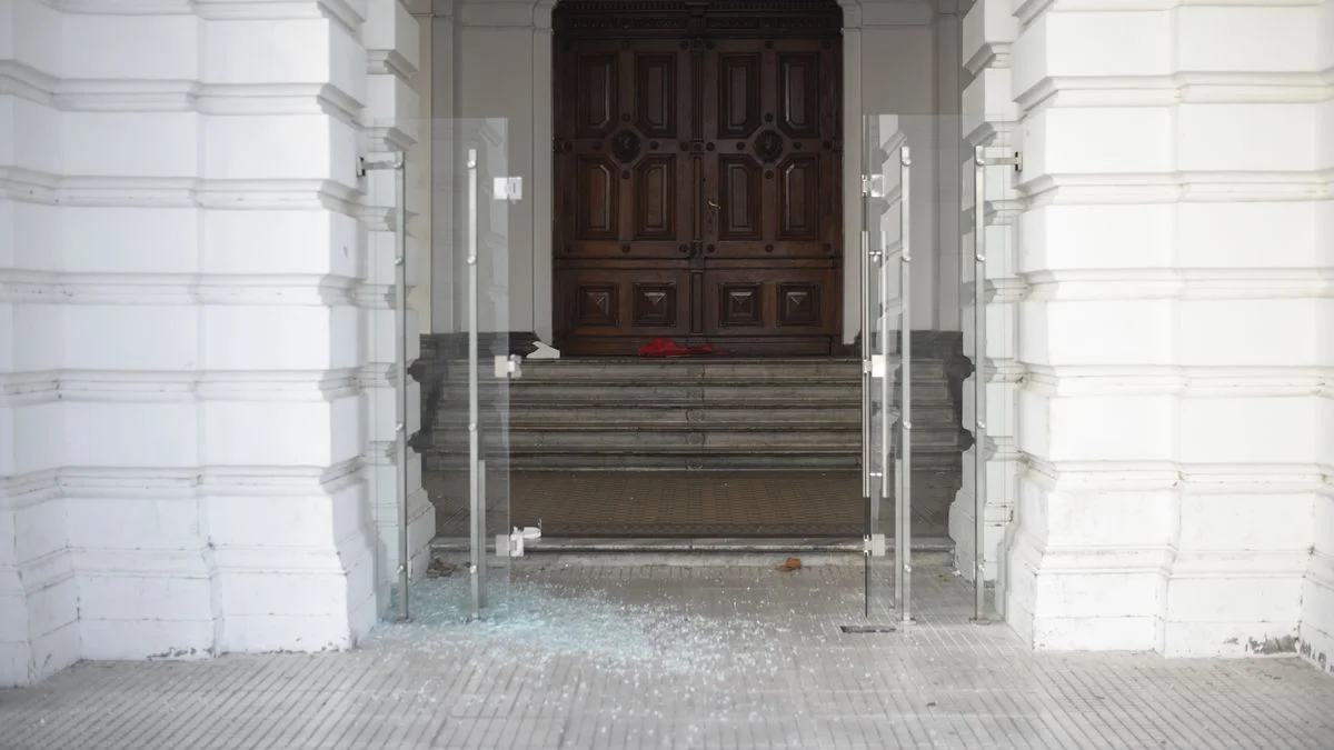 Incidentes en la marcha por Kim Gómez en La Plata: hay dos detenidos