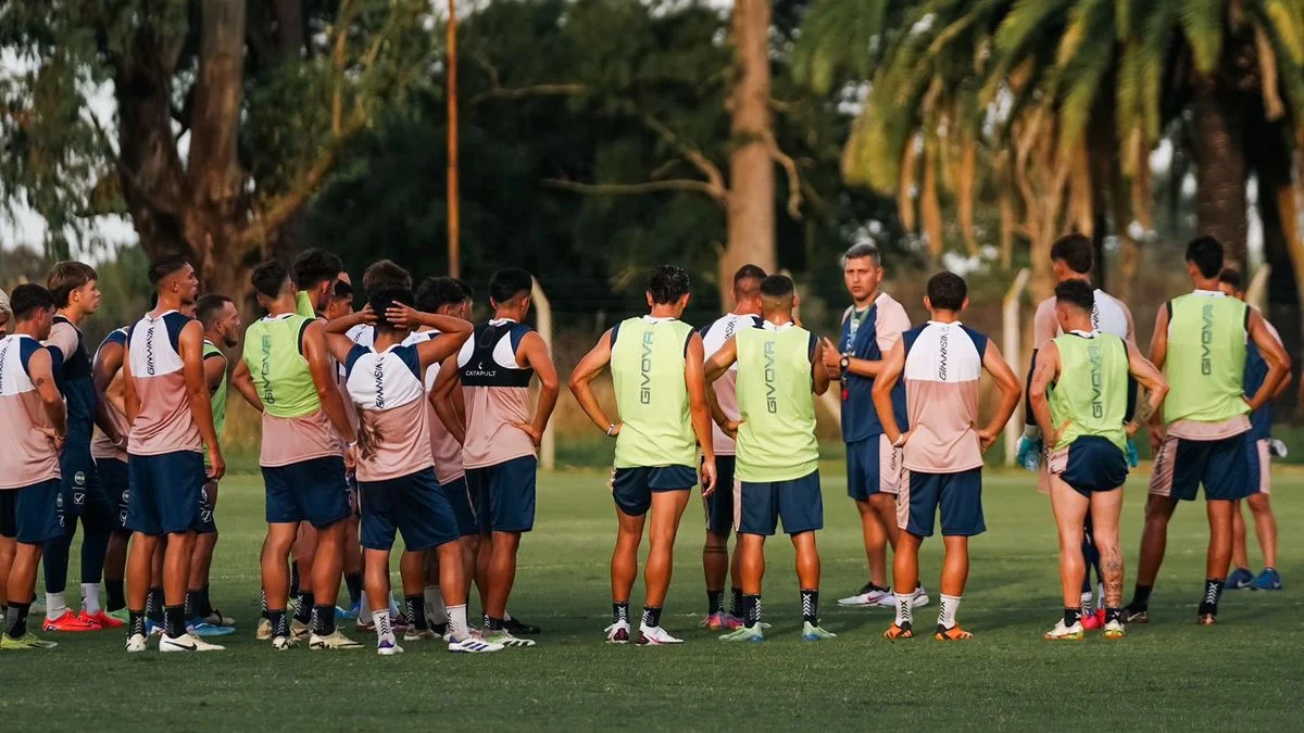 Diego Flores dio sus primeras palabras como DT de Gimnasia: "Vamos a dejar la vida"