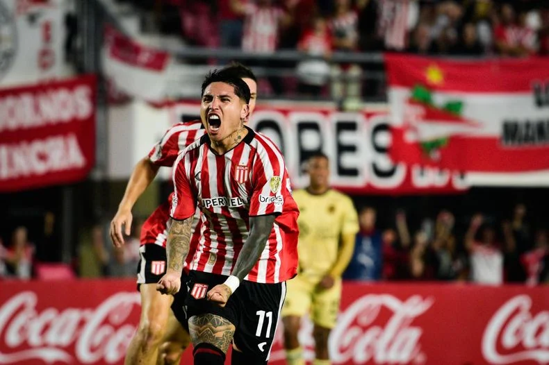 Facundo Farías anotó su segundo gol en Estudiantes de La Plata
