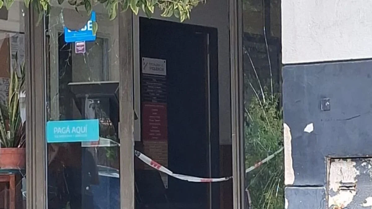 Destrozó la Delegación de Altos de San Lorenzo porque no le dieron trabajo