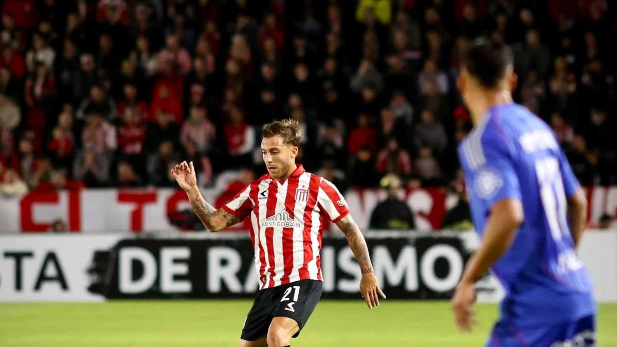 Ezequiel Piovi con un pie afuera, ¿se mete José Sosa en el once?