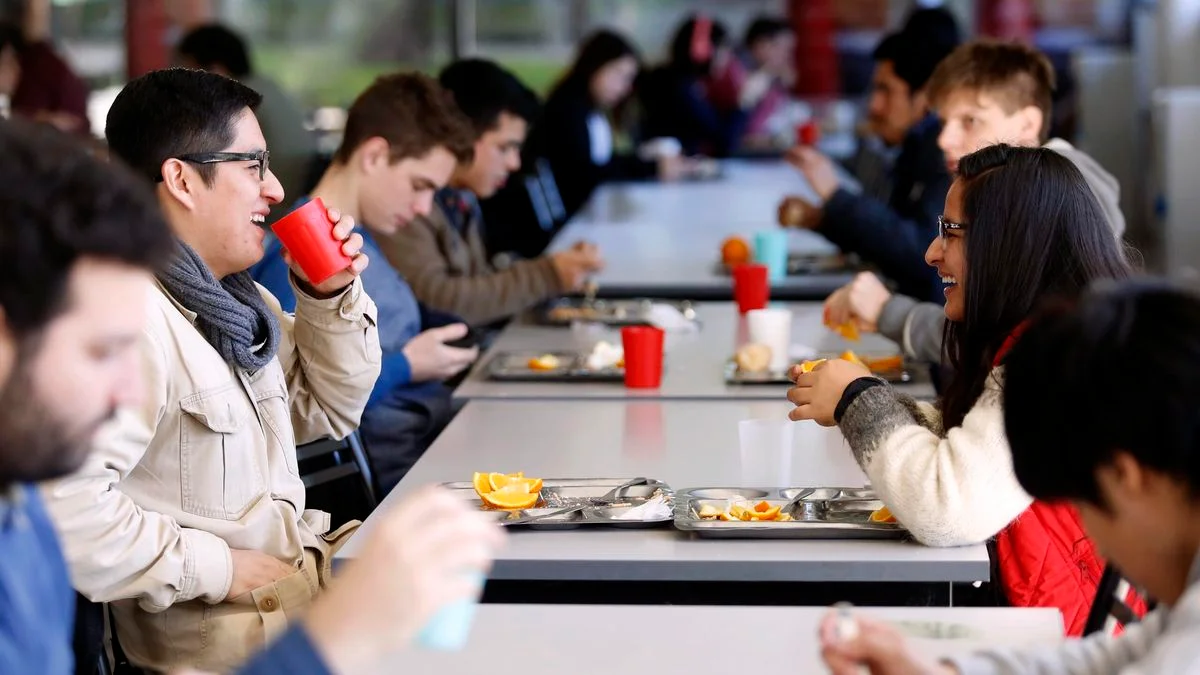 El Comedor Universitario sumó menú vegetariano y abrirá otra sede a la noche
