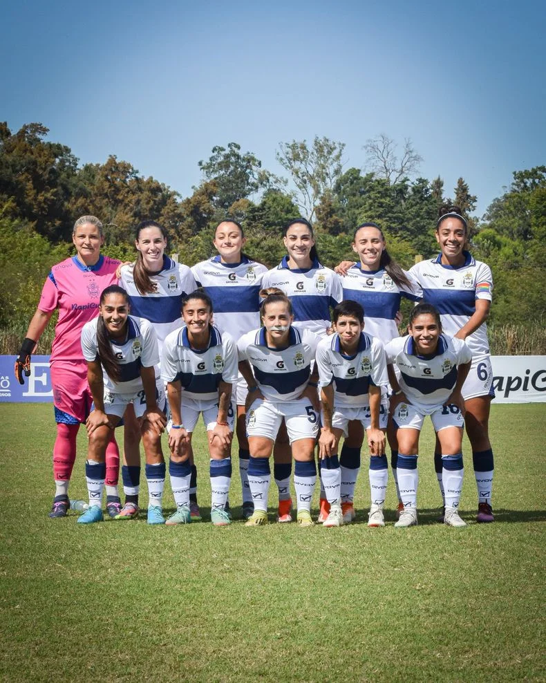 El F&uacute;tbol Femenino de Gimnasia gan&oacute; en Estancia Chica y siguer en la Pelea