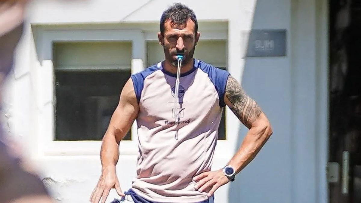 Fernando Zaniratto ultima detalles y Gimnasia parte rumbo a Santa Fe