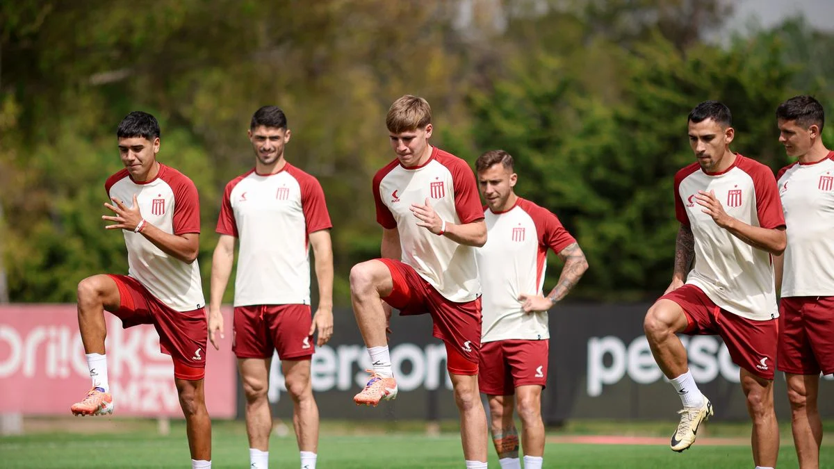 Estudiantes se entrenó en el Estadio UNO con una mala notica