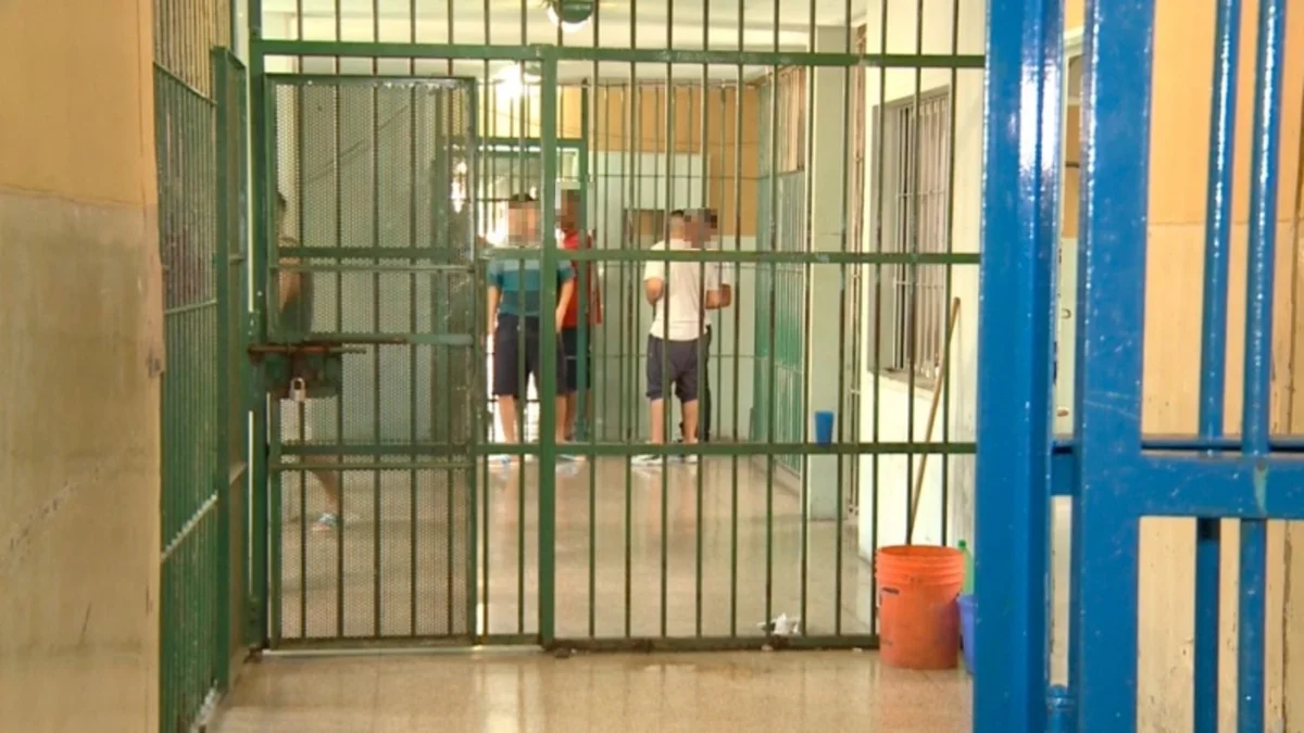 Por la extorsión desde el penal de Magdalena, proponen prohibir celulares en cárceles bonaerenses