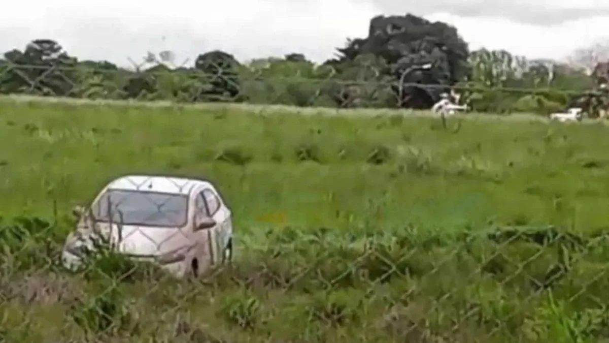 Una mujer entró con un auto al Aeropuerto de La Plata