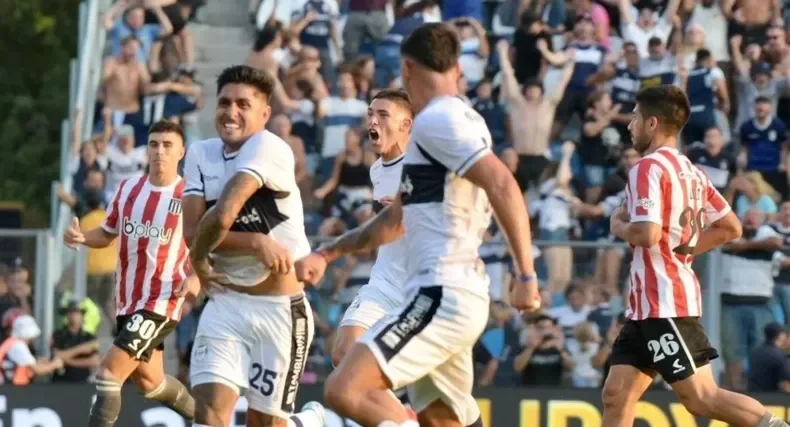 Tello dirigi&oacute; un cl&aacute;sico platense por primera vez en 2023, fue triunfo de Gimnasia en el Bosque