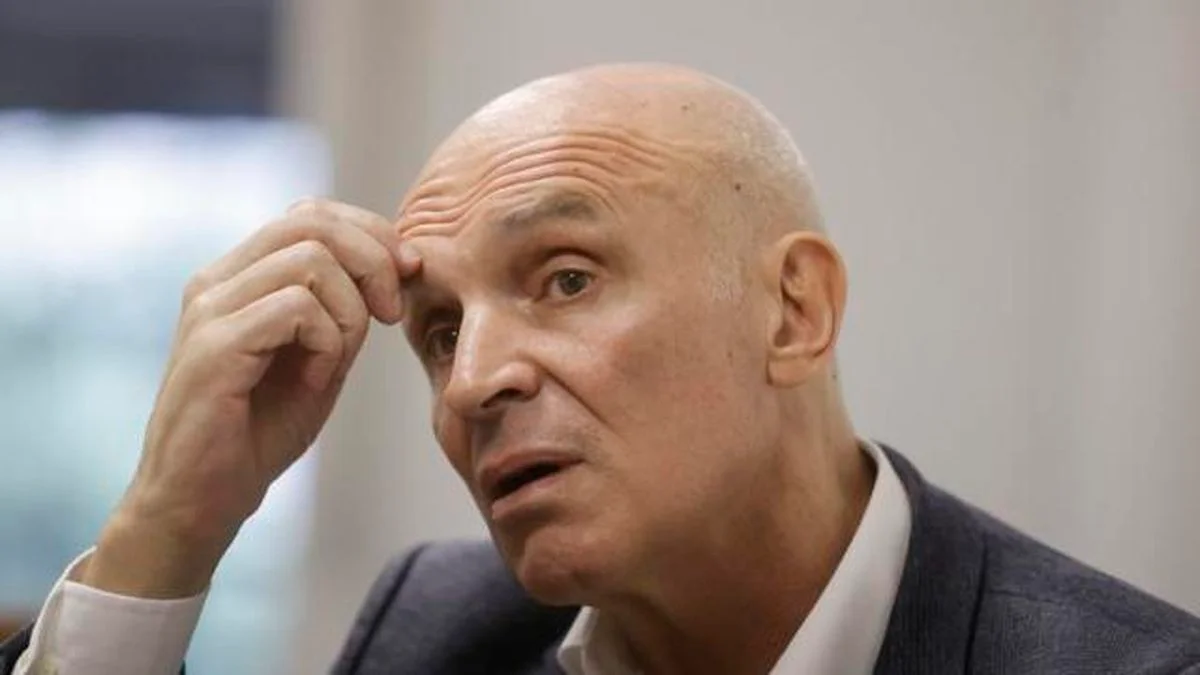 Kicillof cruzó a Espert y el Gobierno admitió que tendrá que dar más explicaciones