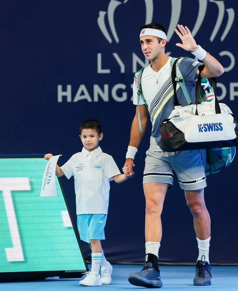 Tom&aacute;s Etcheverry gan&oacute; en el ATP de China, el platense espera rival