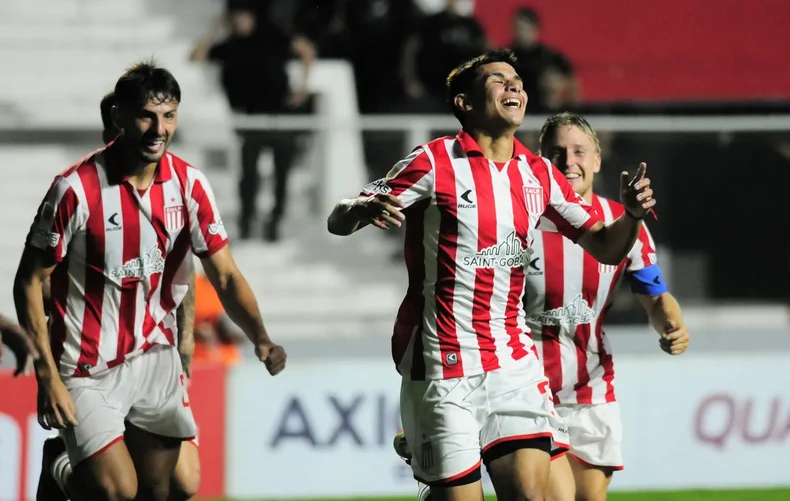 El pibe Pérez le dio el triunfo a Estudiantes en Copa Argentina