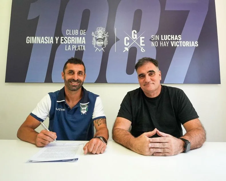 Fernando Zaniratto y Carlos Anacleto trabajan en el armado del Gimnasia 2026