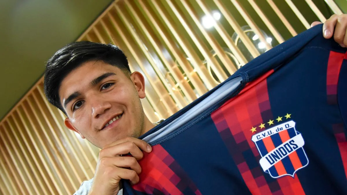 Francisco Riveros, campeón con Unidos de Olmos y el sueño de ser profesional
