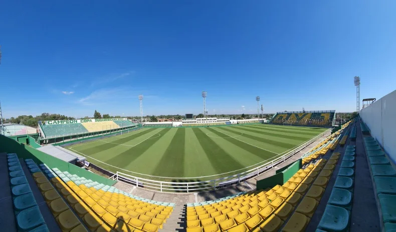 De no surgir imprevistos, Estudiantes jugar&aacute; en Varela por Copa Argentina