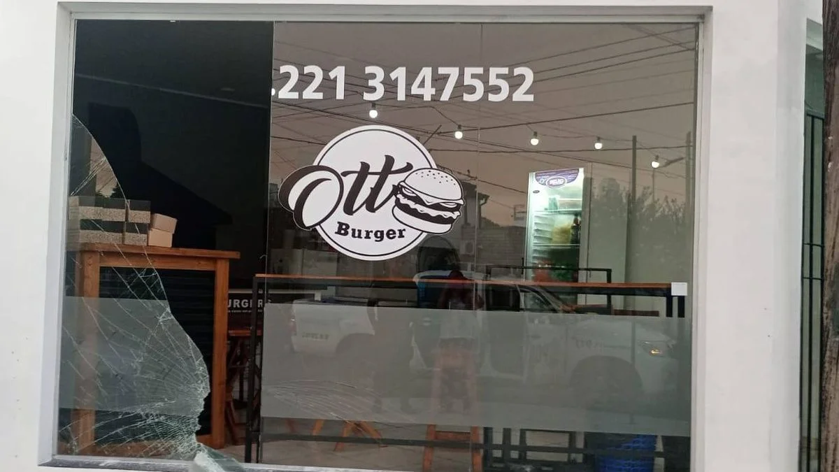 Se recalienta la inseguridad en Los Hornos y los vecinos organizan otra marcha