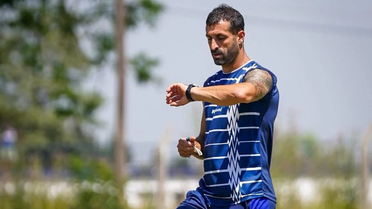 Fernando Zaniratto fue elegido el mejor DT de la primera fecha