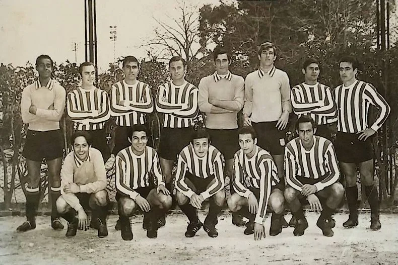 H&eacute;ctor Baley con la Tercera de Estudiantes en un partido de 1969