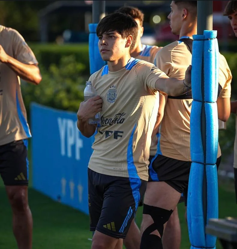 Benjam&iacute;n Dom&iacute;nguez se entren&oacute; con la Selecci&oacute;n Argentina