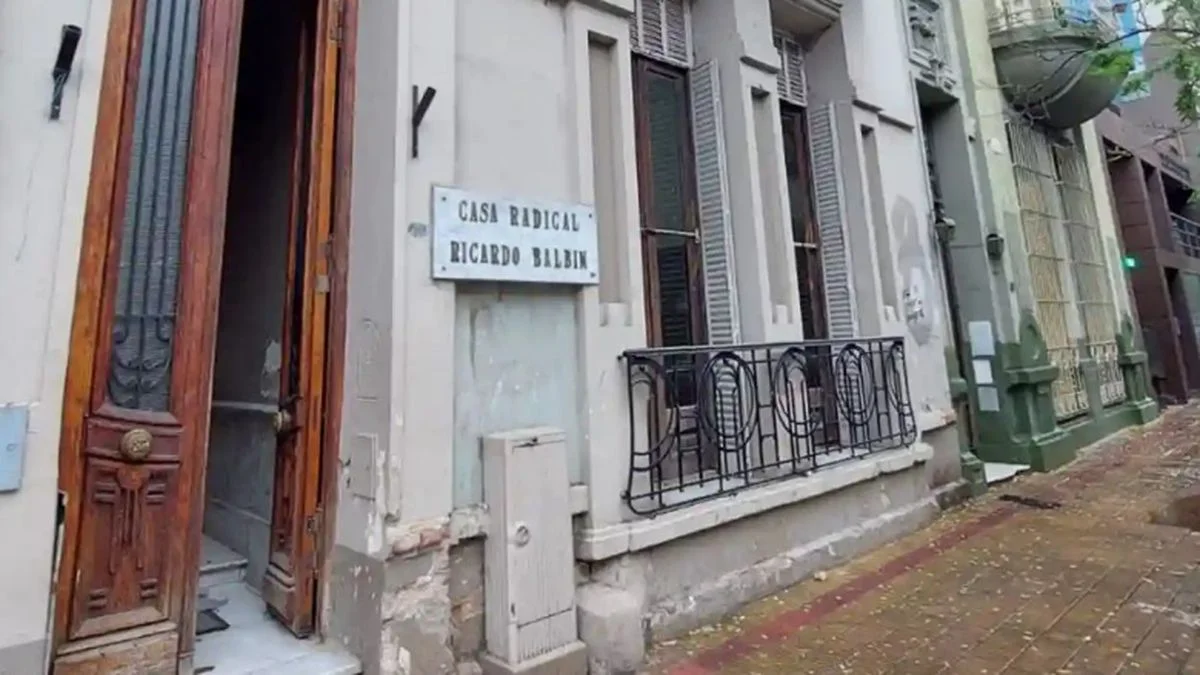 La UCR de La Plata denunció vandalismo en sedes de toda la ciudad