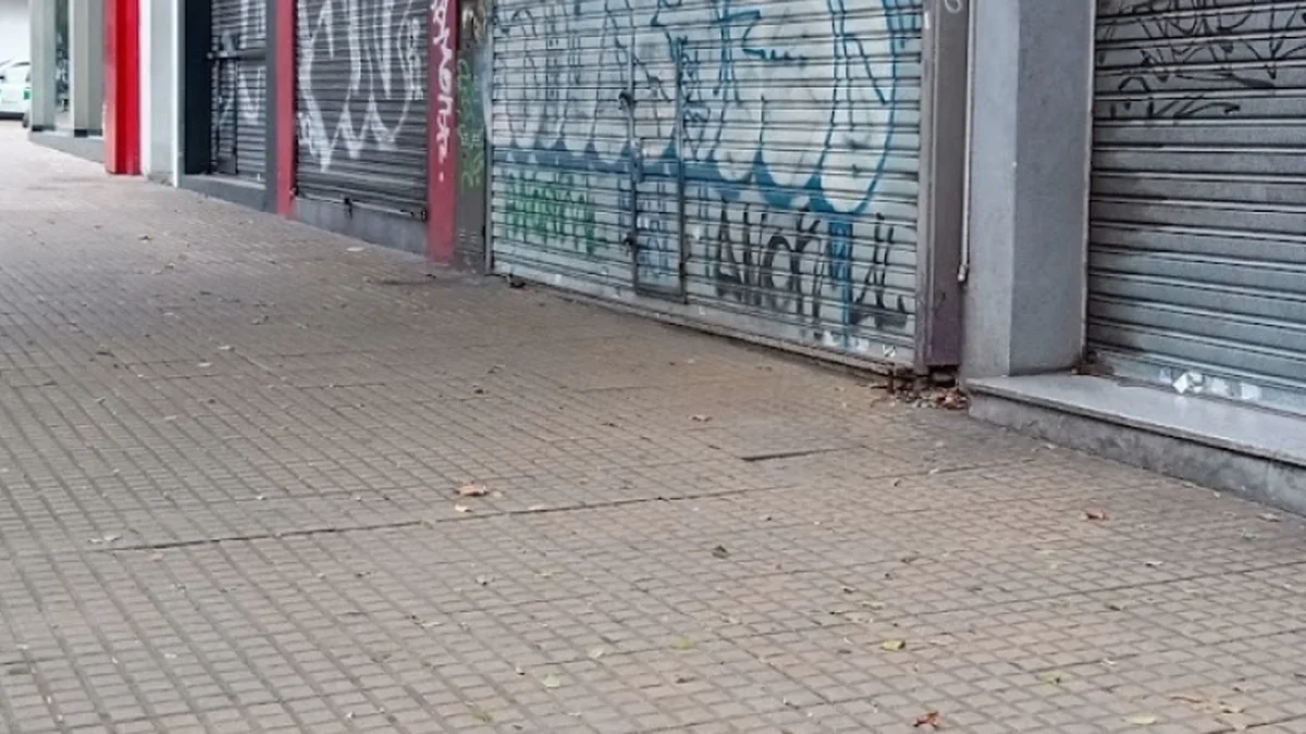 En La Plata se duplicaron los locales vacíos en un año