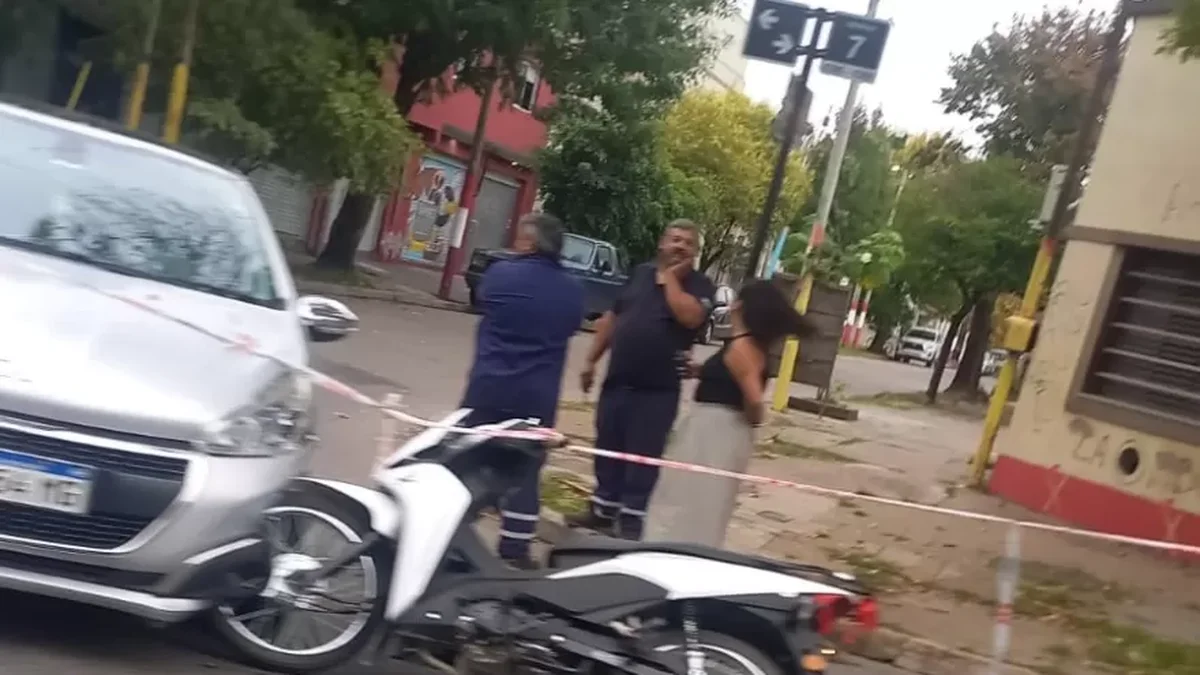Un fuerte choque en Berisso dejó a un joven hospitalizado