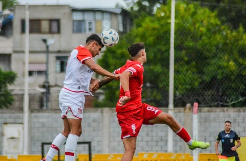 La Reserva de Estudiantes no se sacó diferencias con la de Huracán
