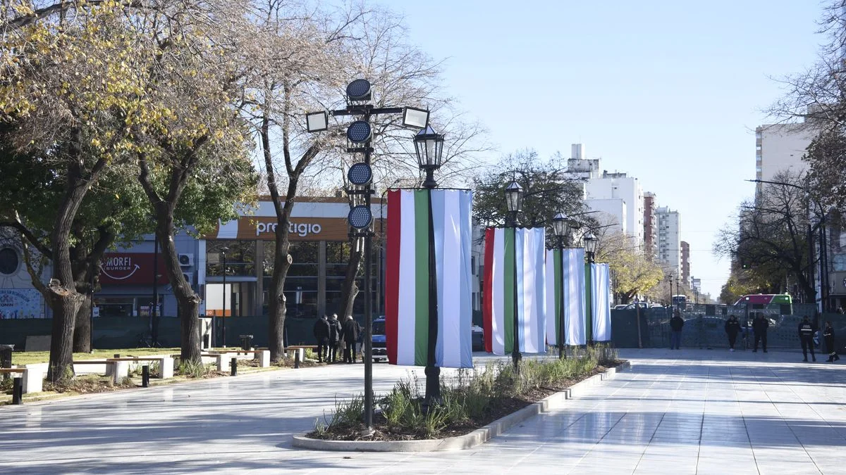 Viernes fresco pero con buen clima en La Plata