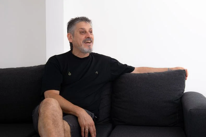 Un hombre que siente muy fuerte a Gimnasia