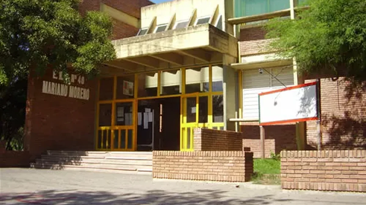 Conmoción en una escuela de Santa Fe: un alumno ingresó con un arma y asesinó a un compañero