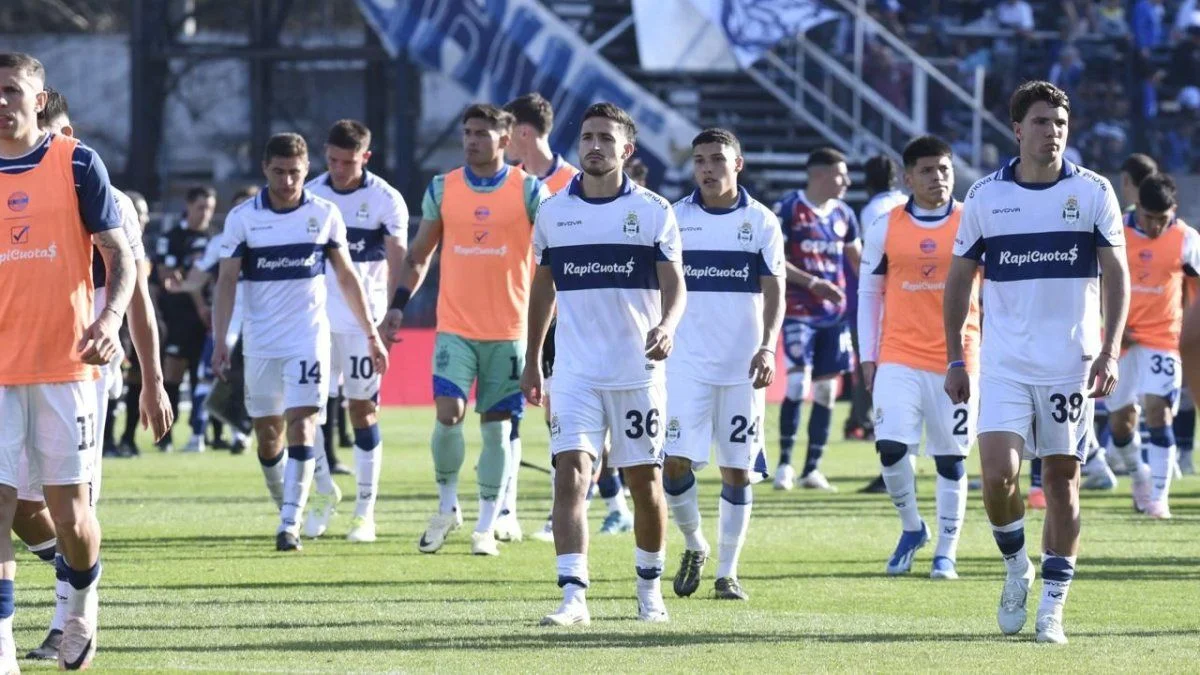 Gimnasia y Orfila, obligados a cambiar