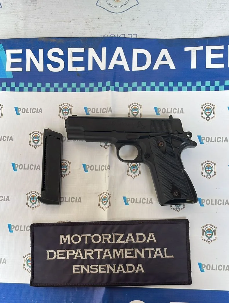 La Policía de Ensenada secuestró un arma de utilería 
