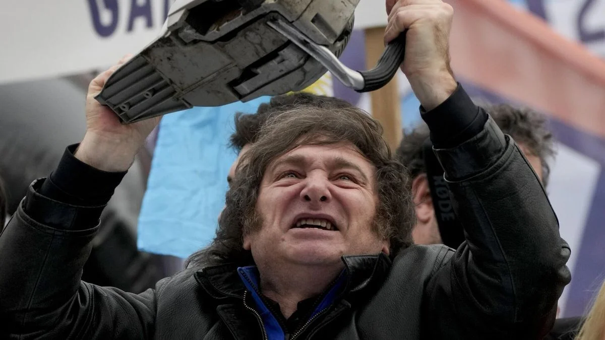 Milei pasa más motosierra a los Derechos Humanos