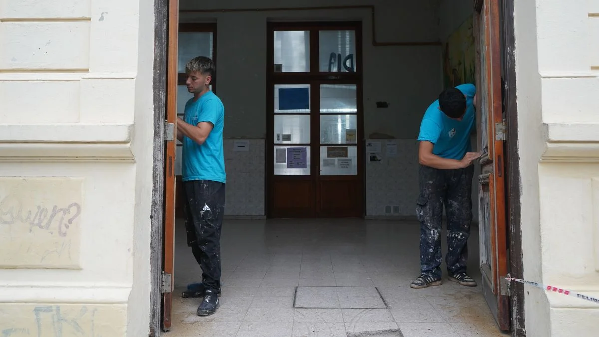 Limpieza y puesta en valor en La Plata: recuperan frentes de viviendas, comercios y edificios públicos