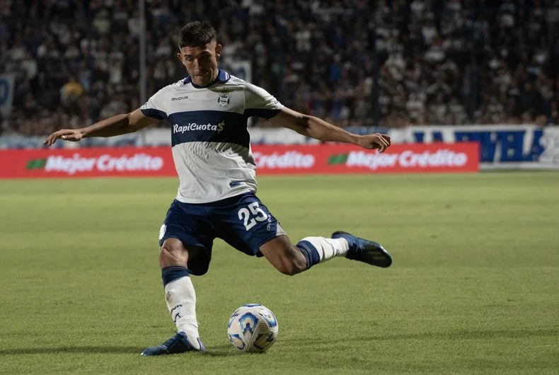 Alan Sosa fue confirmado como refuerzo de Aldosivi de Mar del Plata
