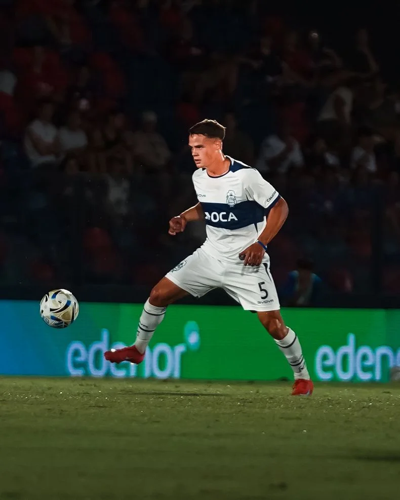 Ignacio Miram&oacute;n sali&oacute; lesionado en el segundo tiempo y preocupa a todo Gimnasia