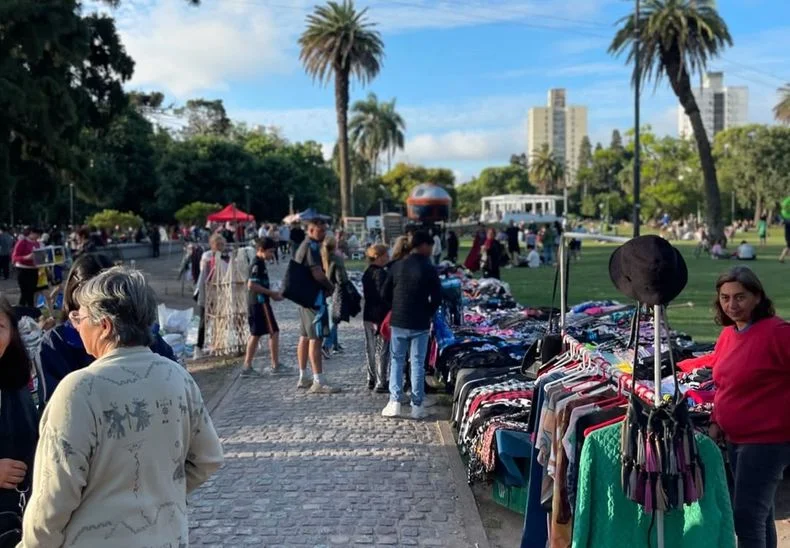 Se asoma otra polémica con feriantes en La Plata por la renovación del Parque Saavedra