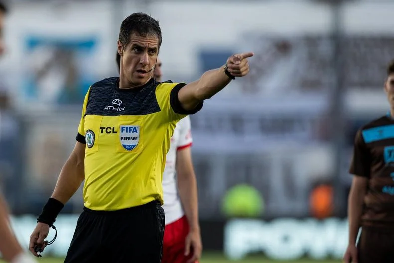 Pablo Echavarr&iacute;a impartir&aacute; justicia en el duelo entre Estudiantes y Boca