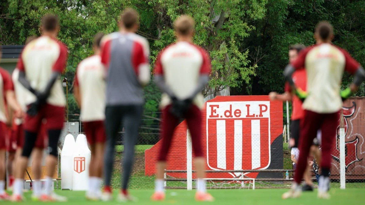Estudiantes regresó a los entrenamientos con buenas noticias
