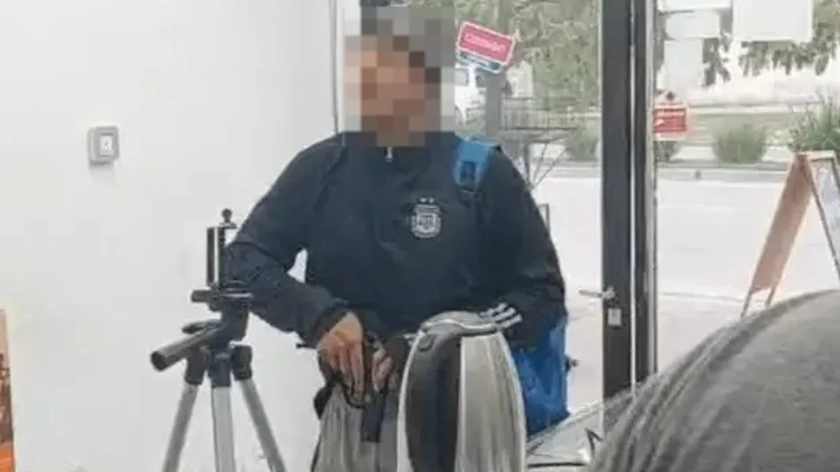 Buscan a un delincuente que intentó robar un local en San Carlos