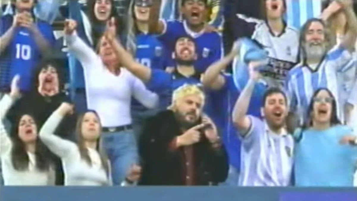 Santiago Motorizado estrenó su nuevo clip, dedicado a Maradona y con referencias a Gimnasia