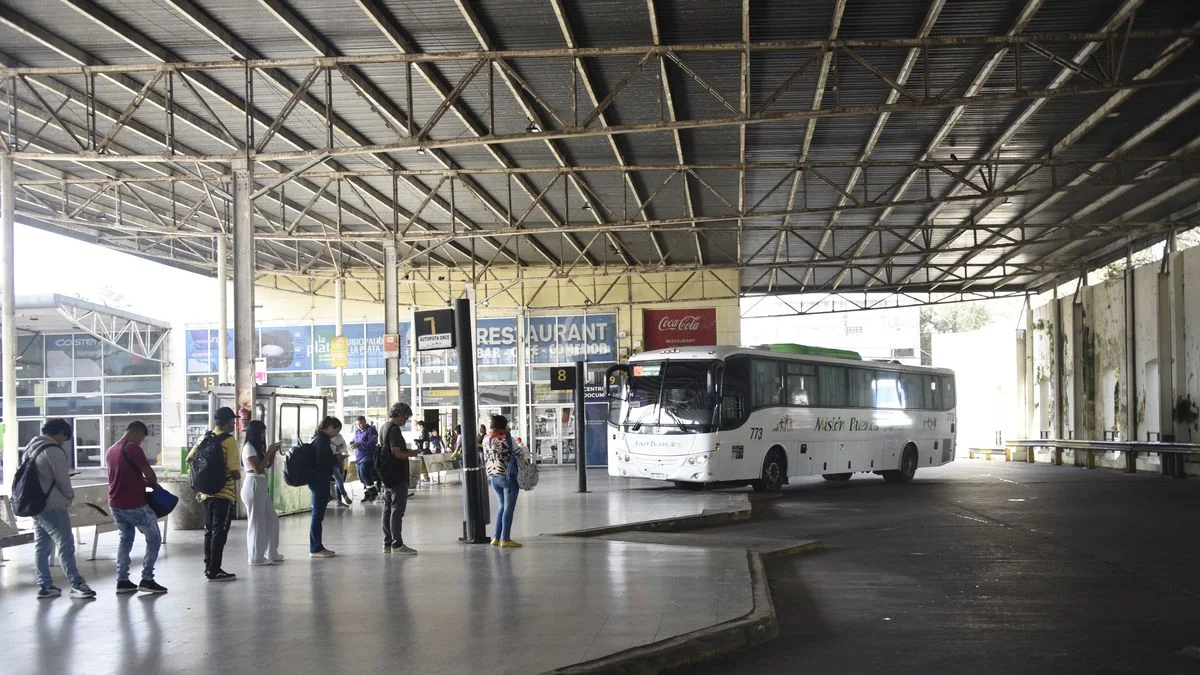 Ya rige el nuevo costo para viajar de La Plata a CABA en micro