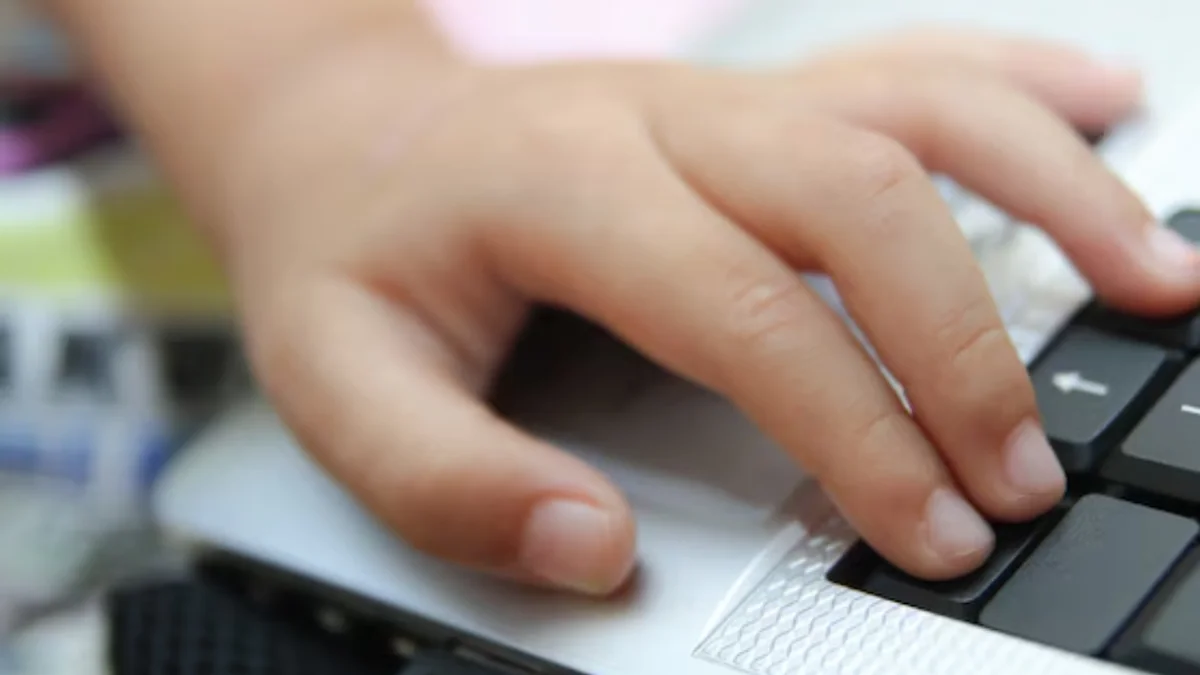 Buscan ampliar la conectividad en las escuelas públicas de La Plata