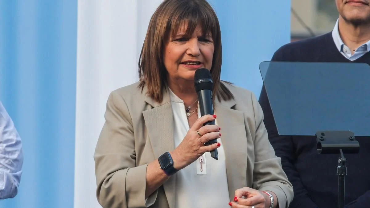 Bullrich apuntó contra Jorge Macri y dijo que tiene "la motosierra desafilada"