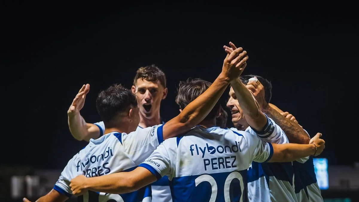 Gimnasia no para: Con equipo alternativo, el Lobo goleó y avanzó en Copa Argentina