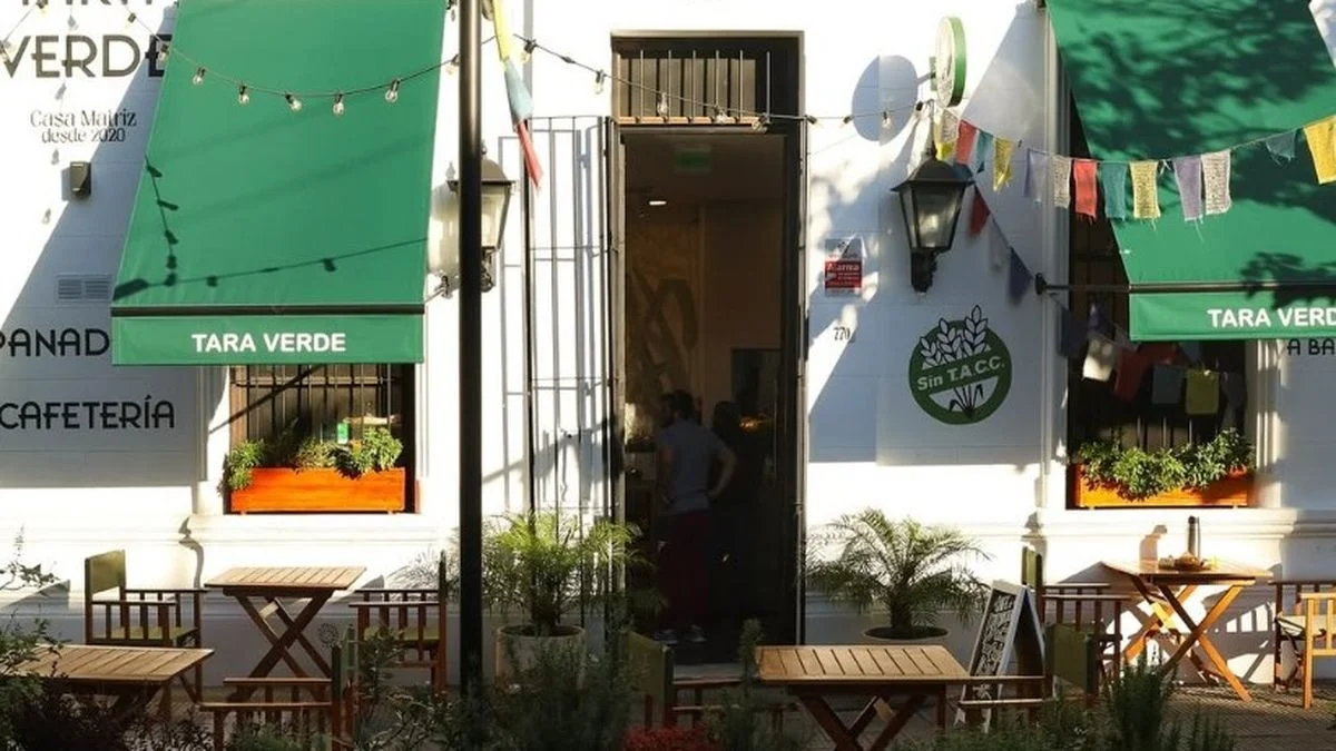 Grave denuncia contra un local vegano de La Plata: "Hay nueces con gusanos"