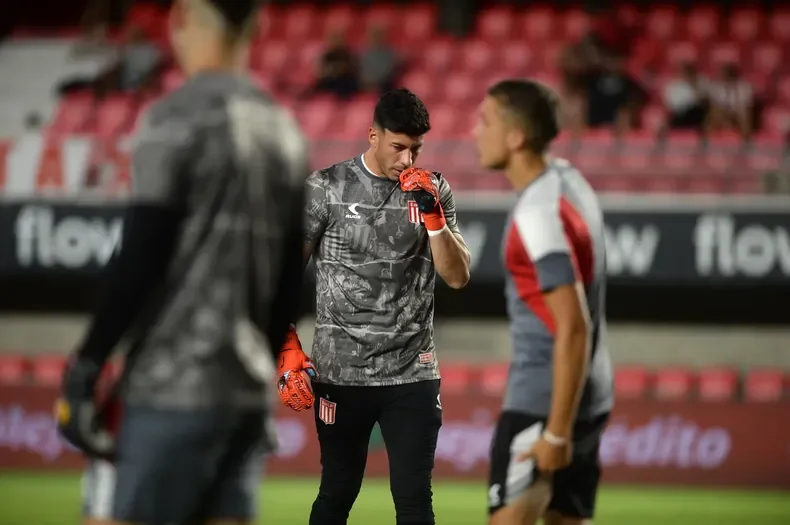 Con la llegada de Muslera, el futuro de Mansilla en Estudiantes es incierto