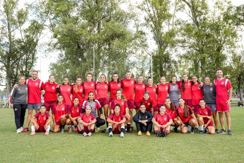 El grupo de Estudiantes para la temporada que se viene